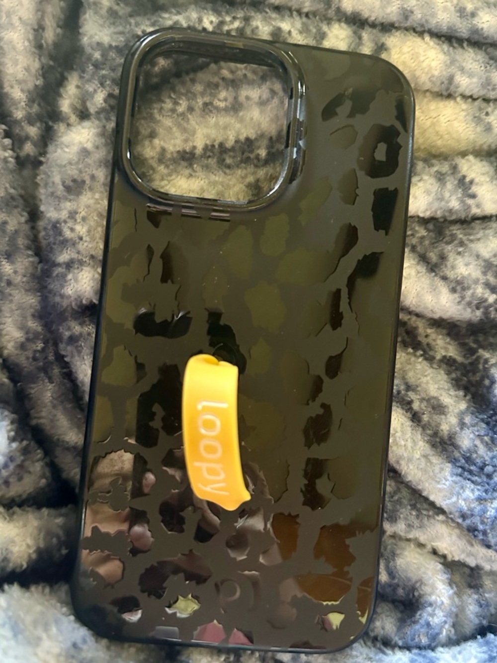 iphone 14 Pro Max Loopy Case